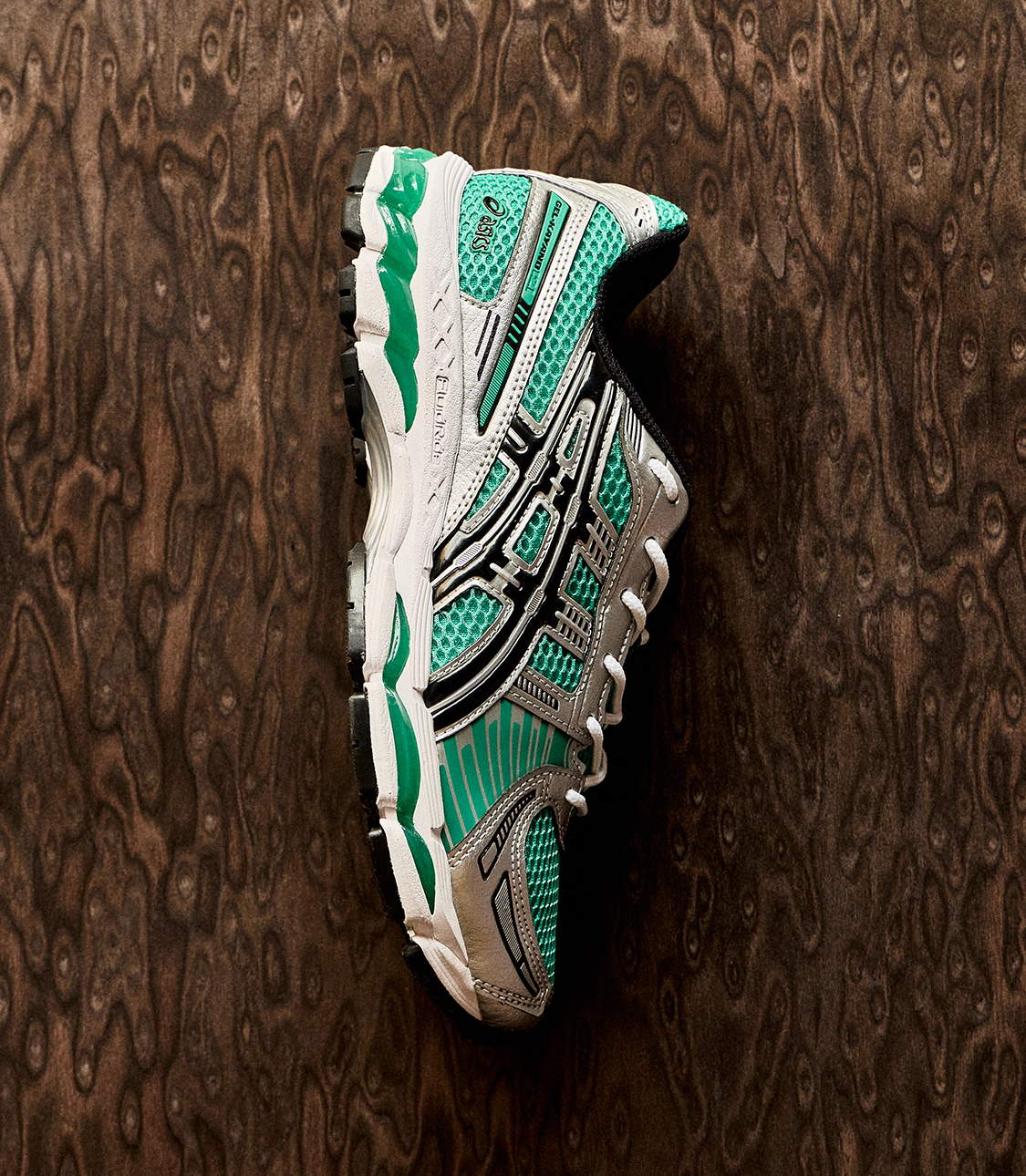 حملة أحذية ASICS — تسوق الآن